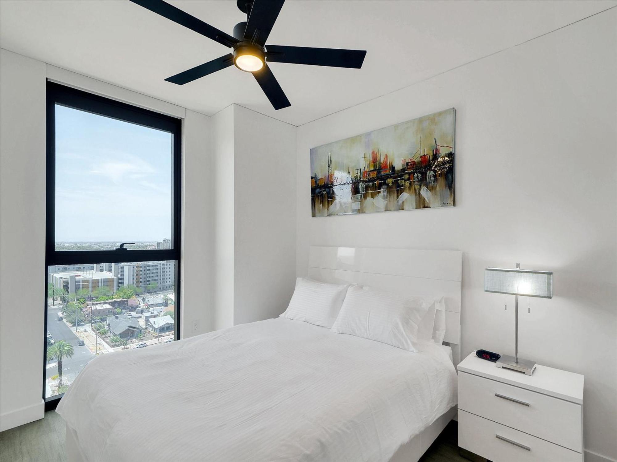 Global Luxury Suites At Downtown Phoenix Exterior photo