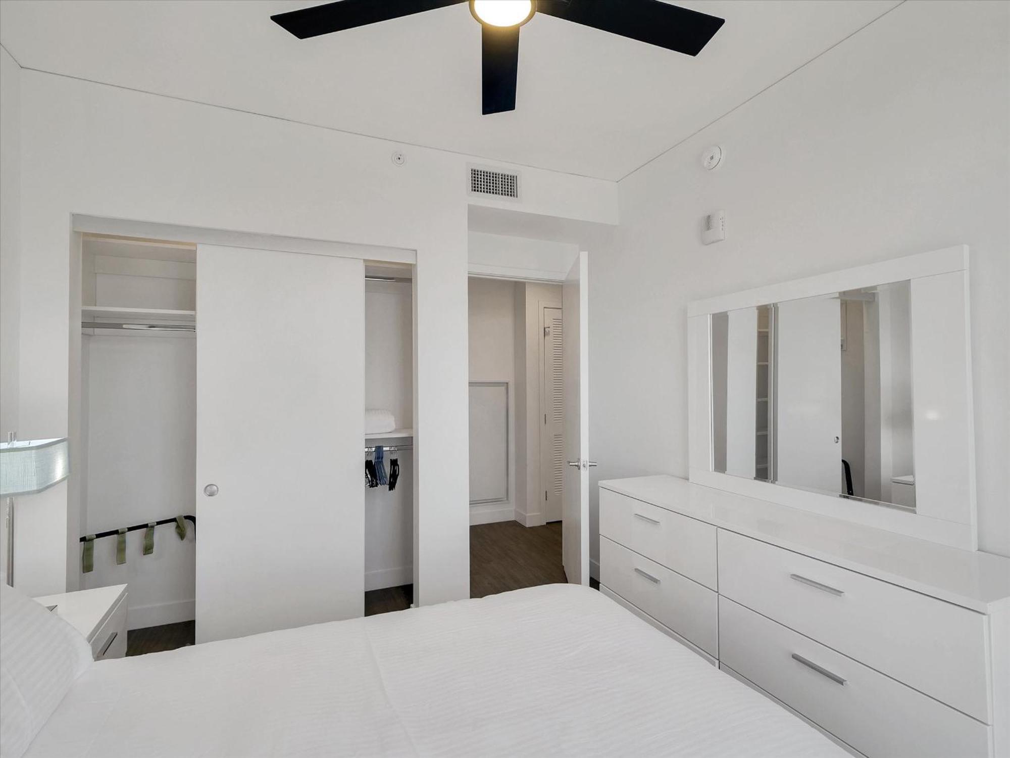 Global Luxury Suites At Downtown Phoenix Exterior photo