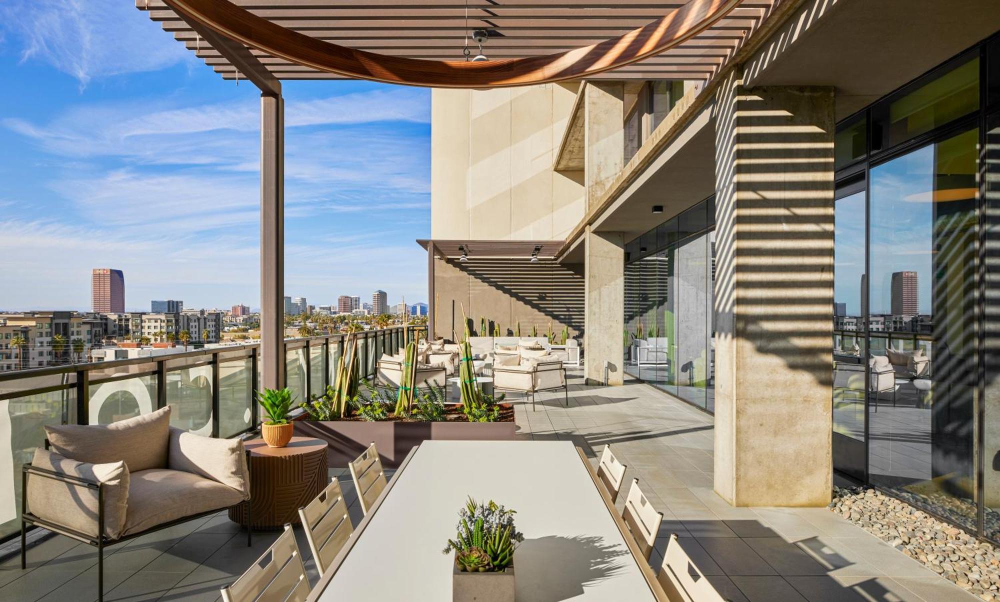 Global Luxury Suites At Downtown Phoenix Exterior photo